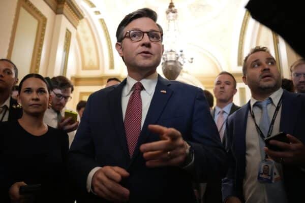 'मुझे बहुत डरा हुआ लगता है': कुछ अमेरिकियों को प्रस्तावित मेडिकेड कटौती के कारण कवरेज खोने का डर है