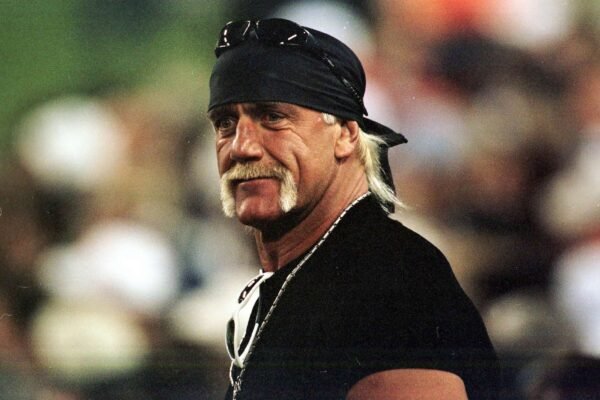 WWE हॉल ऑफ फेमर हल्क होगन की मृत्यु 71 में होती है
