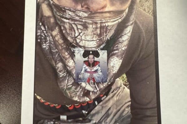 डेडली इडाहो फायर फाइटर घात में संदिग्ध के दादा बोलते हैं