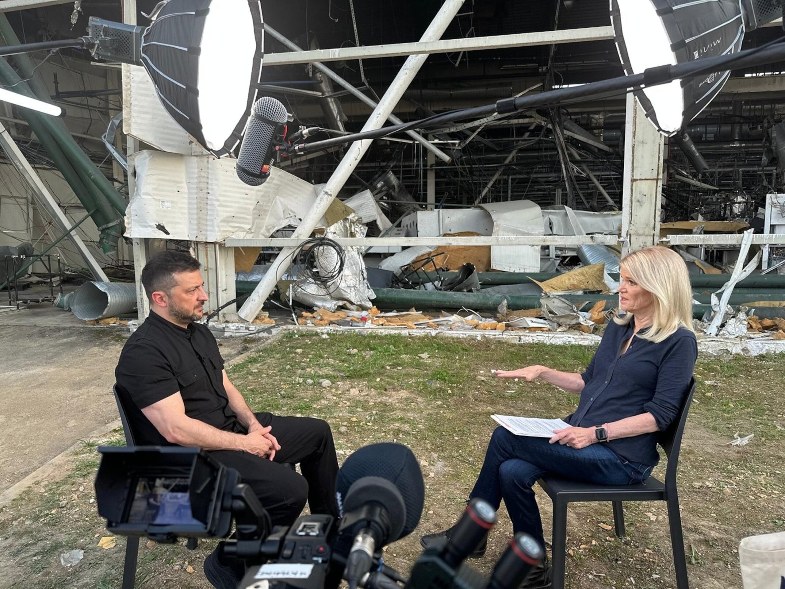 Zelenskyy पुतिन निमंत्रण को अस्वीकार करता है: 'वह कीव आ सकता है'